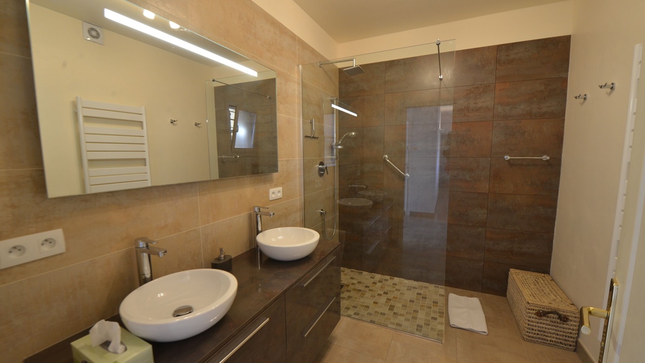 Photo of Bathroom in Les Adrets-de-l'Esterel