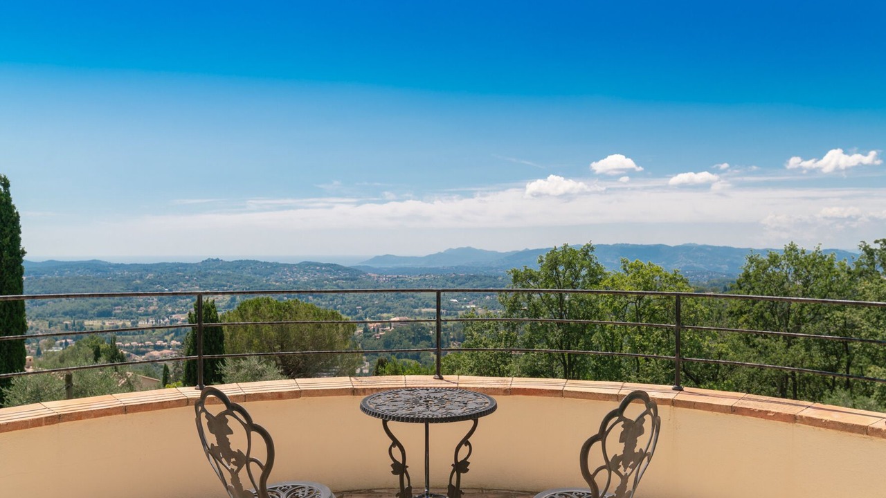 Photo of Others in Chateauneuf-Grasse