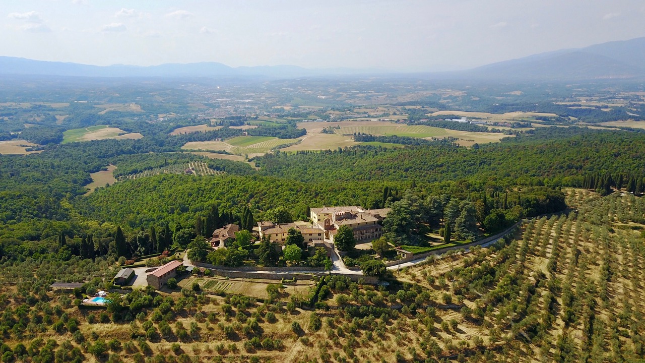 Photo of Outdoor in Levane