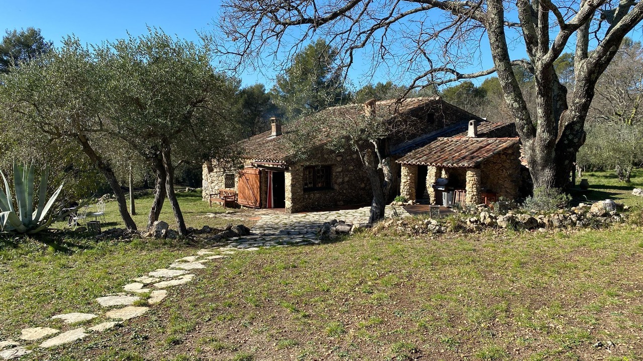 Photo of Outdoor in Bagnols-en-Foret
