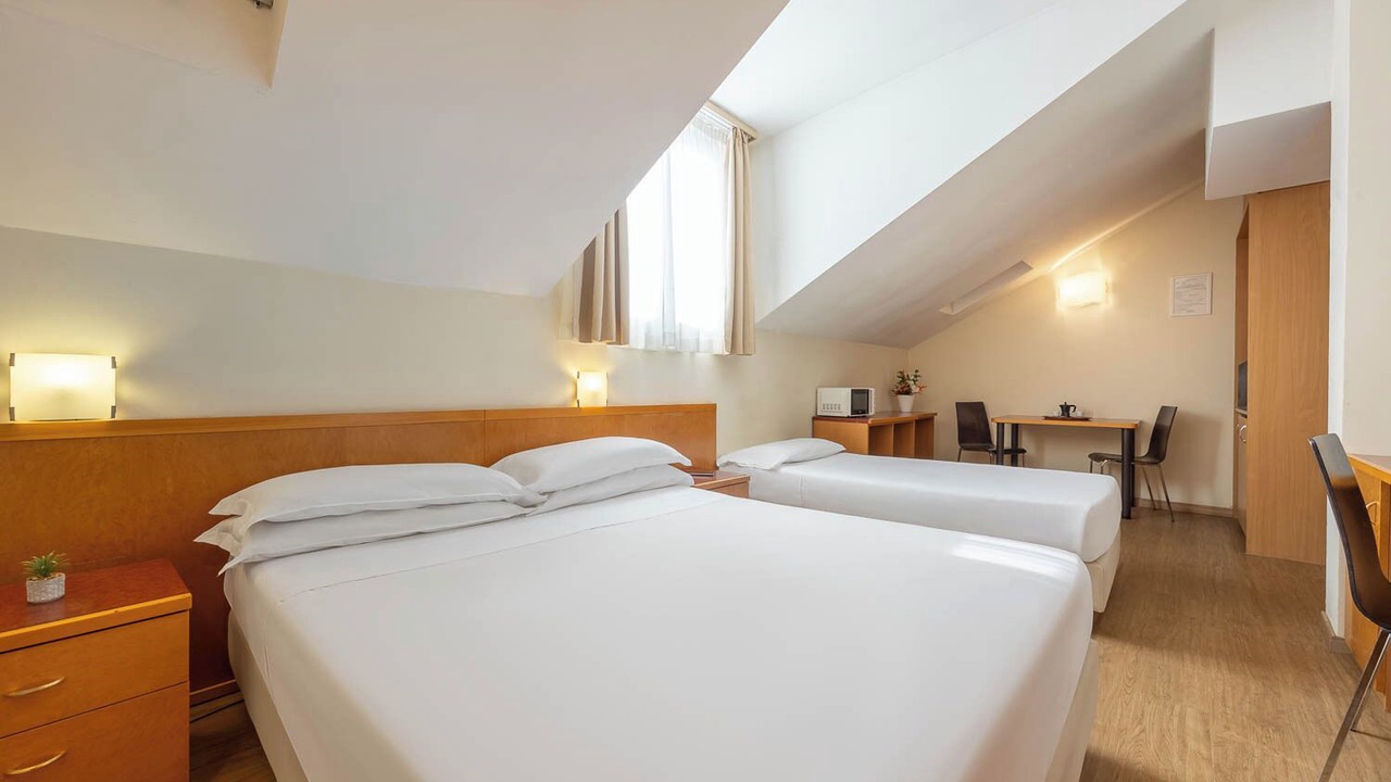Photo of Bedroom in Acquabella