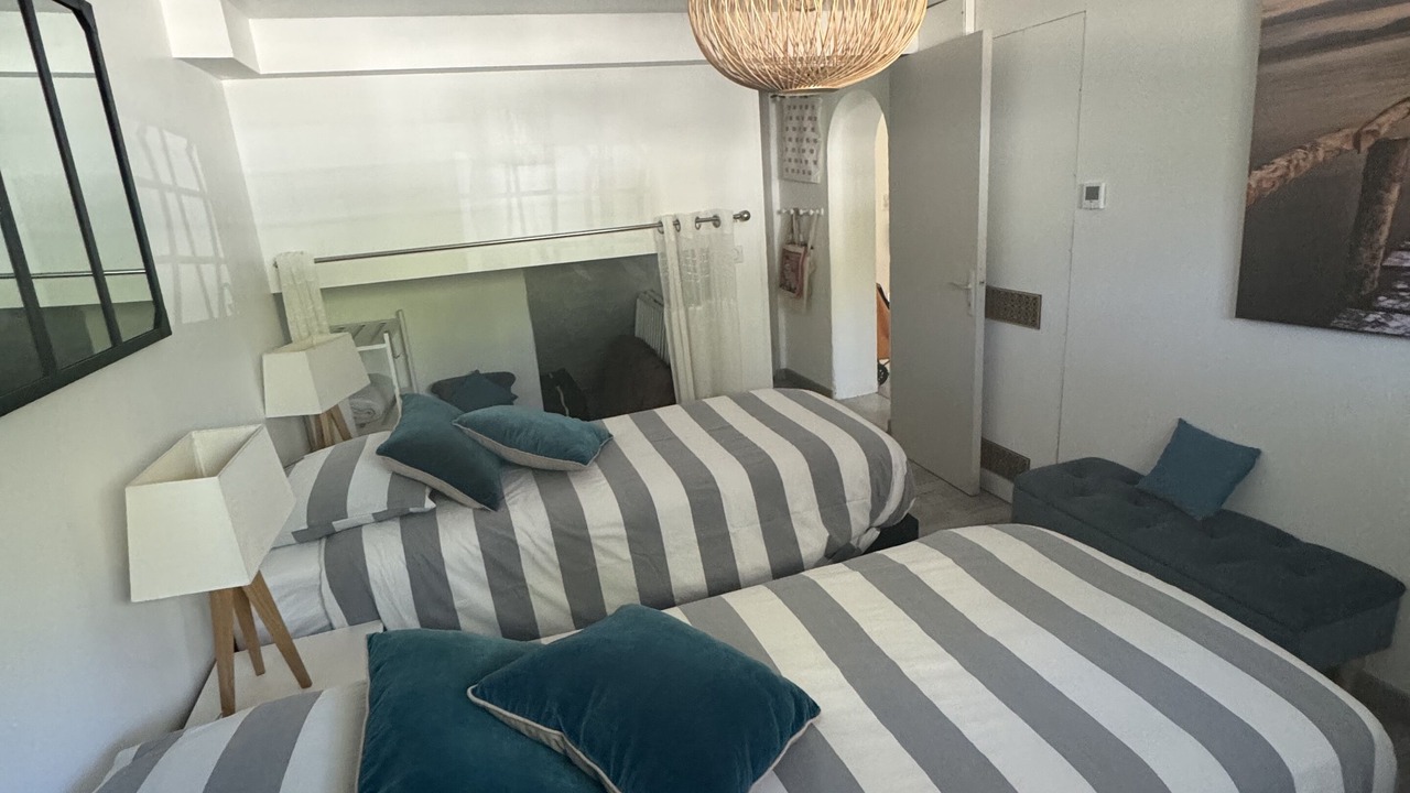 Photo of Bedroom in Roquefort-les-Pins