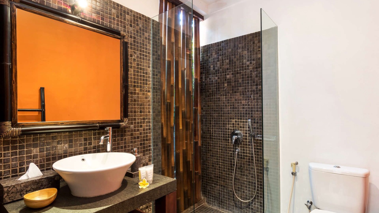 Photo of Bathroom in Petitenget