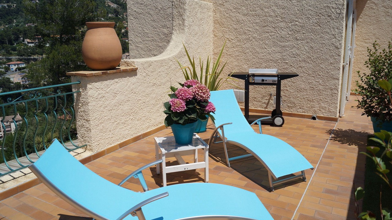 Photo of Outdoor in Drap