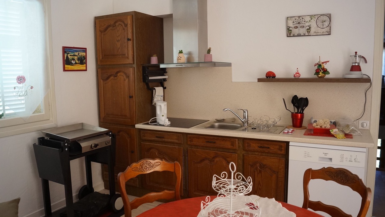 Photo of Kitchen in Drap