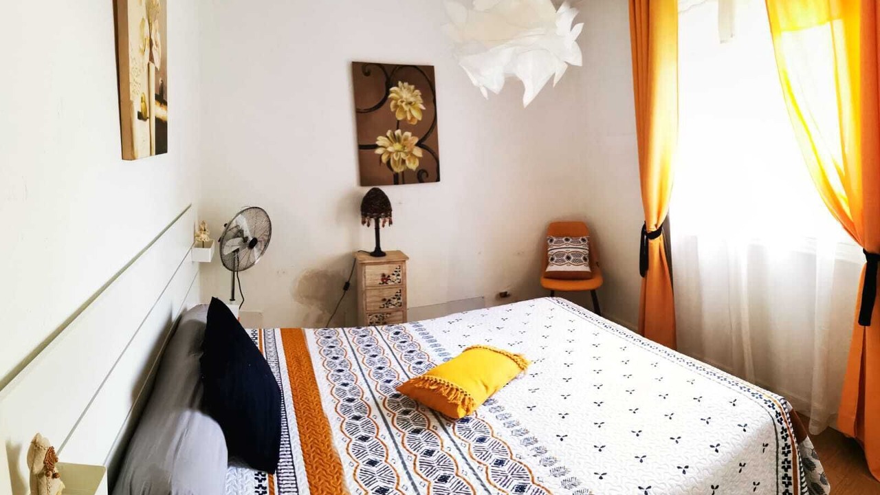 Photo of Bedroom in Drap