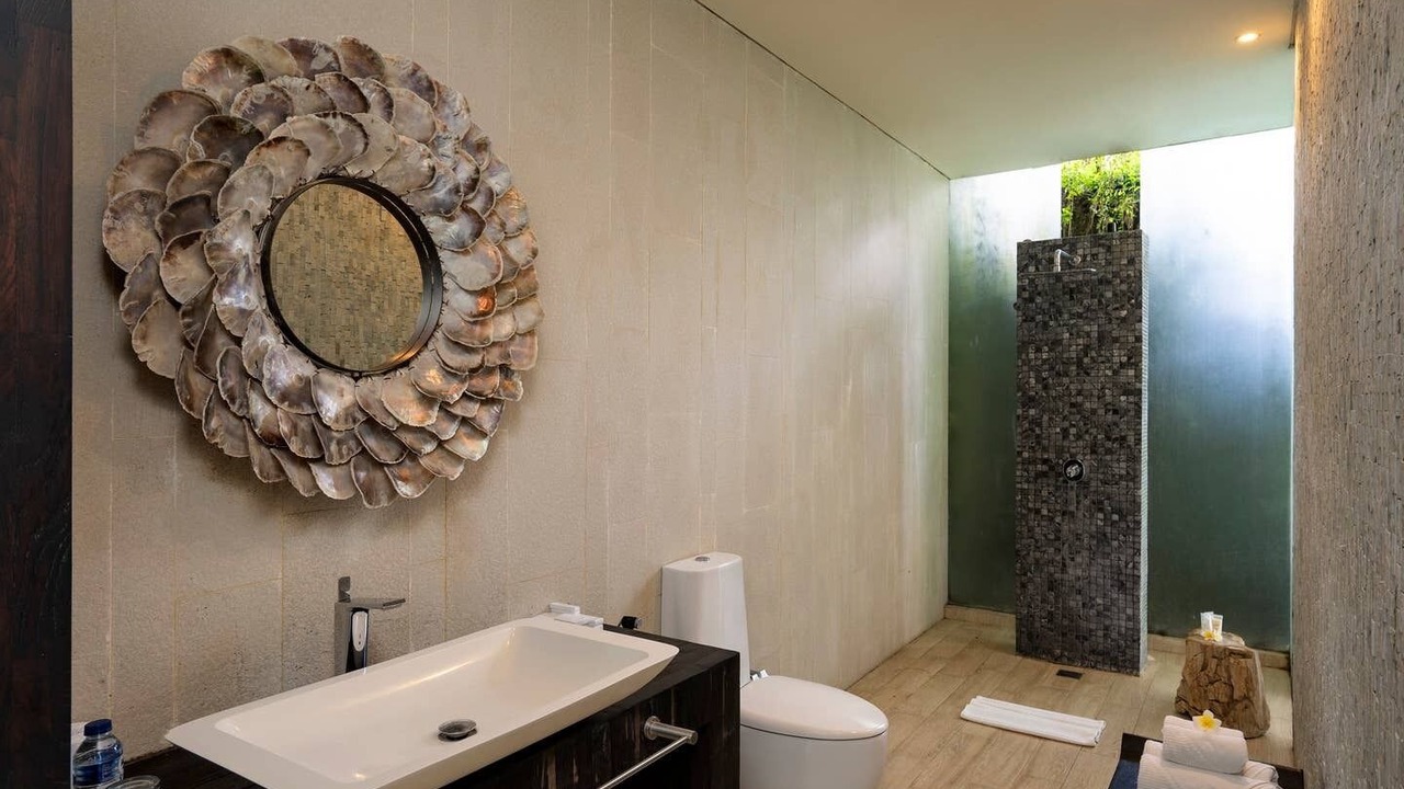 Photo of Bathroom in Keliki