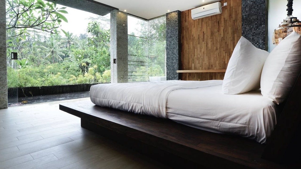 Photo of Bedroom in Keliki