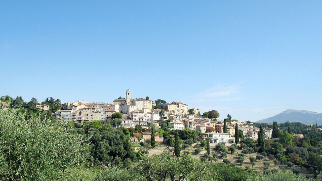 Photo of Others in Chateauneuf-Grasse