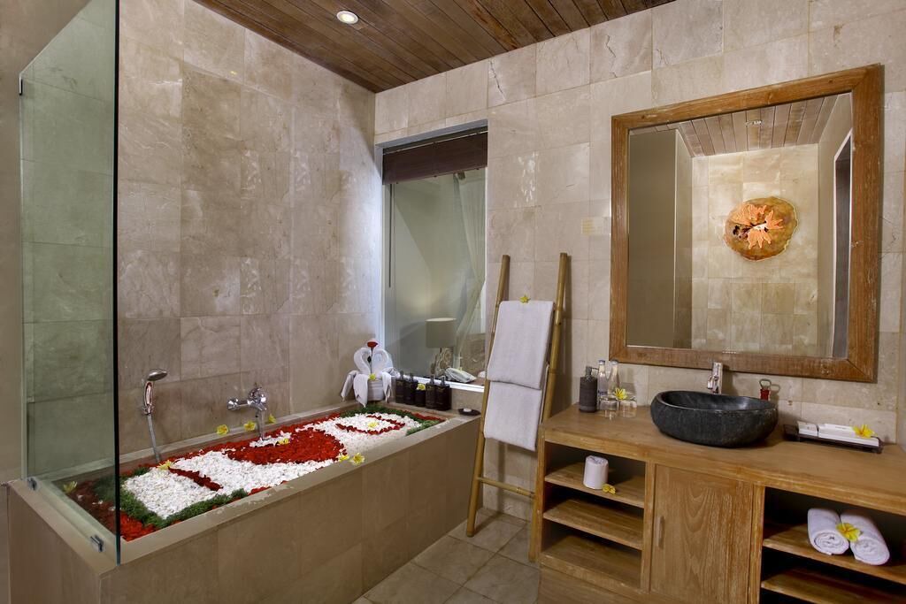Photo of Bathroom in Lodtunduh