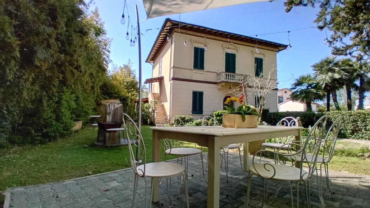 Photo of Outdoor in Torre del Lago Puccini