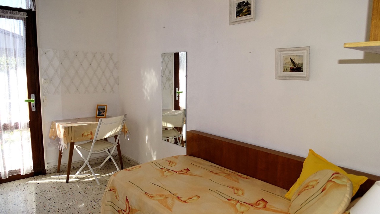 Photo of Bedroom in Antheor