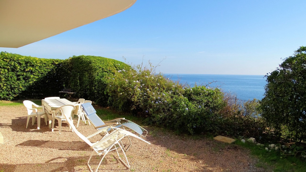 Photo of Outdoor in Antheor