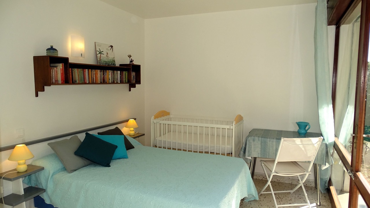 Photo of Bedroom in Antheor