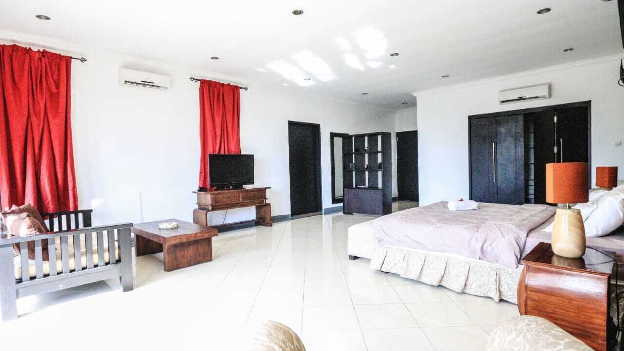 Photo of Bedroom in Mumbul