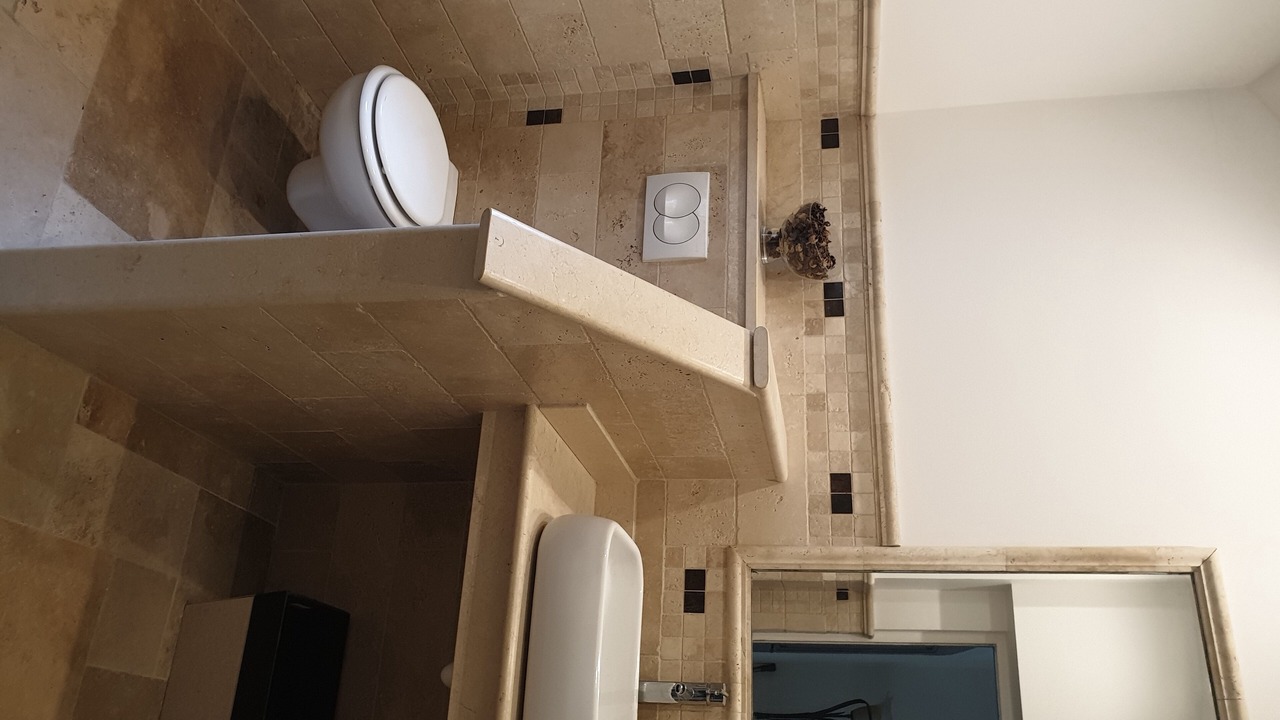 Photo of Bathroom in Biot