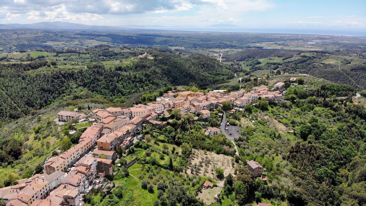 Photo of Others in Castellina Marittima