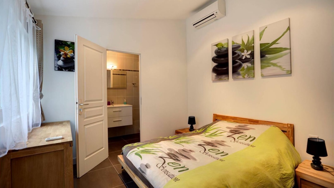 Photo of Bedroom in Saint-Andre-de-la-Roche