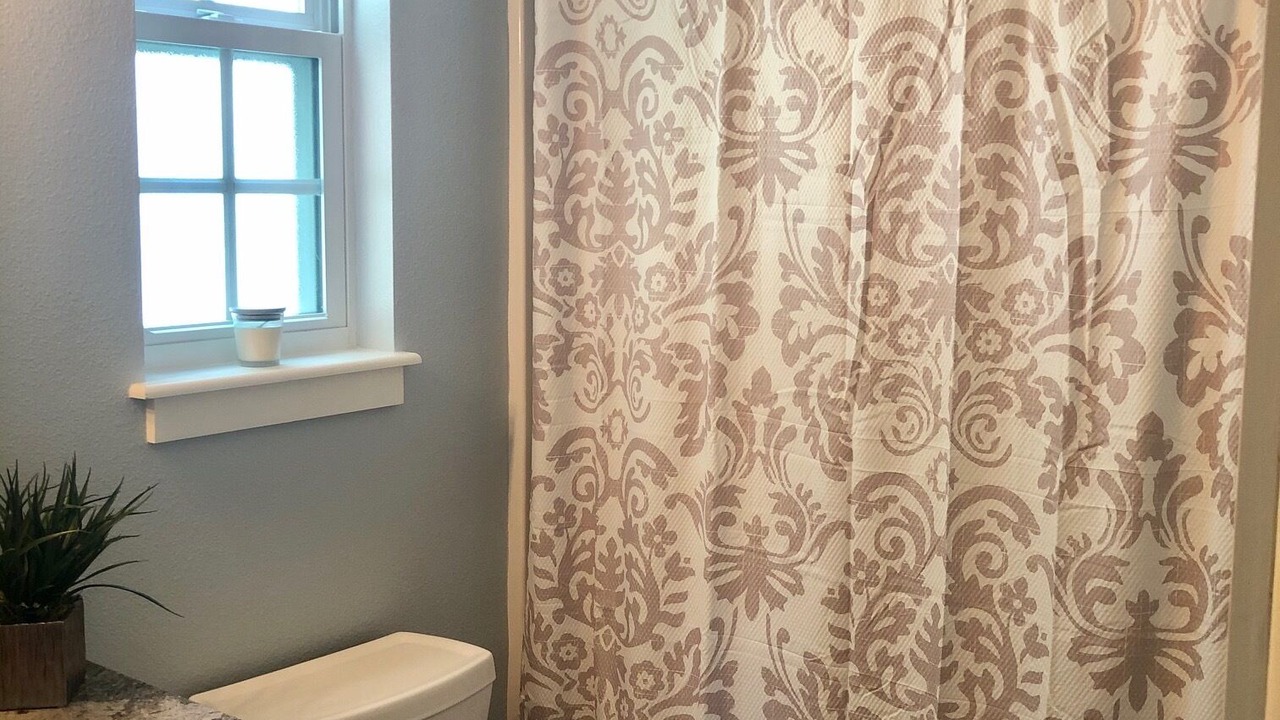 Photo of Bathroom in College Park