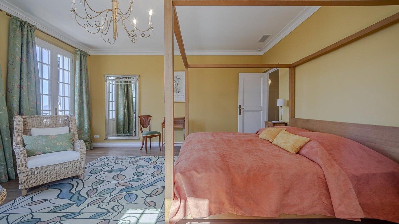 Photo of Bedroom in Vallauris
