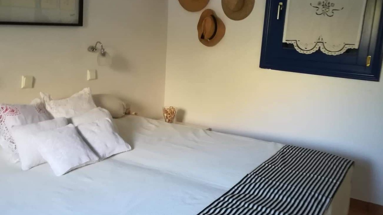 Photo of Bedroom in Perissa