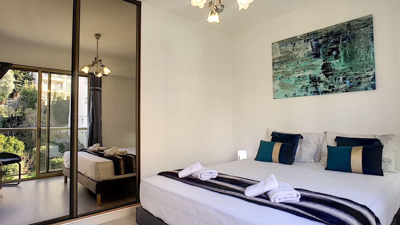 Photo of Bedroom in Les Baumettes