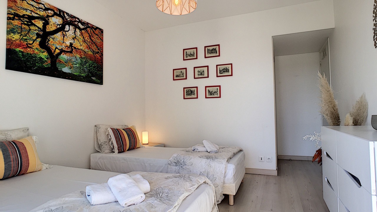 Photo of Bedroom in Les Baumettes