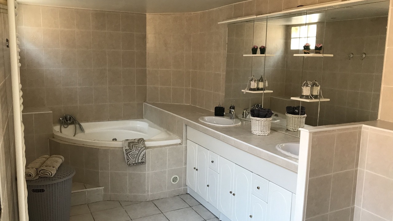 Photo of Bathroom in La Madeleine