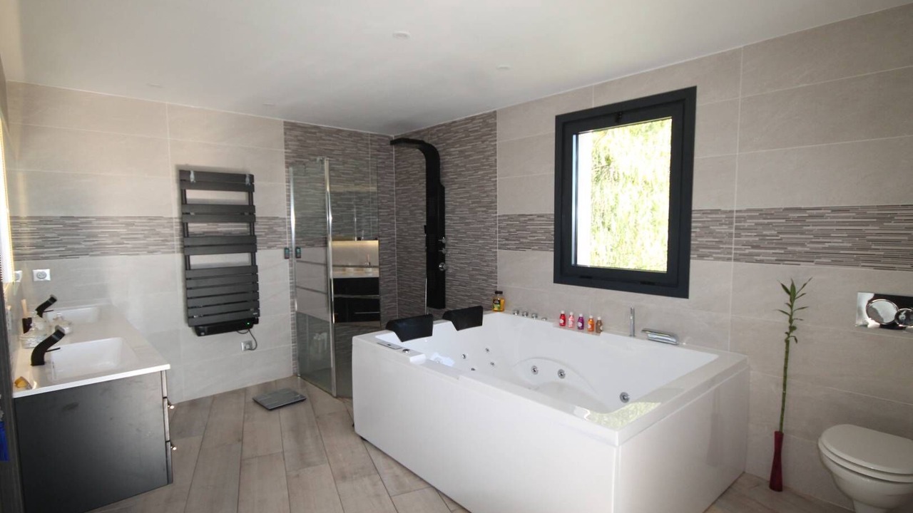 Photo of Bathroom in Mandelieu-La-Napoule