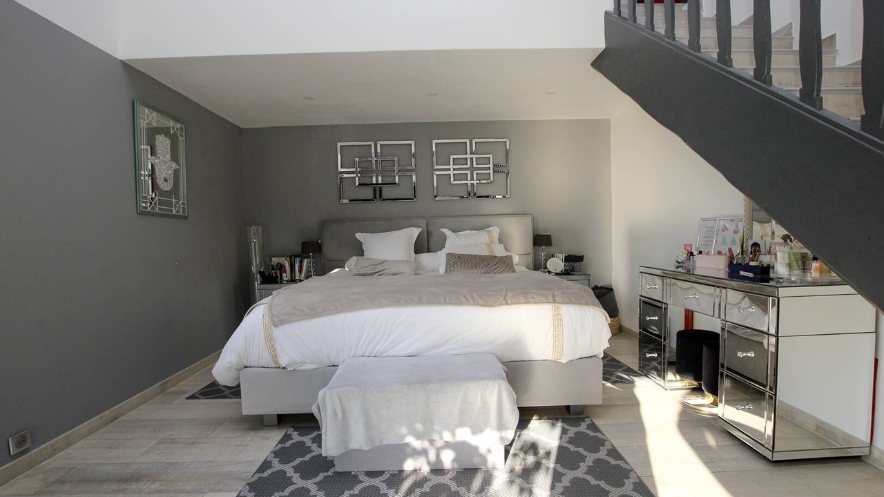 Photo of Bedroom in Mandelieu-La-Napoule