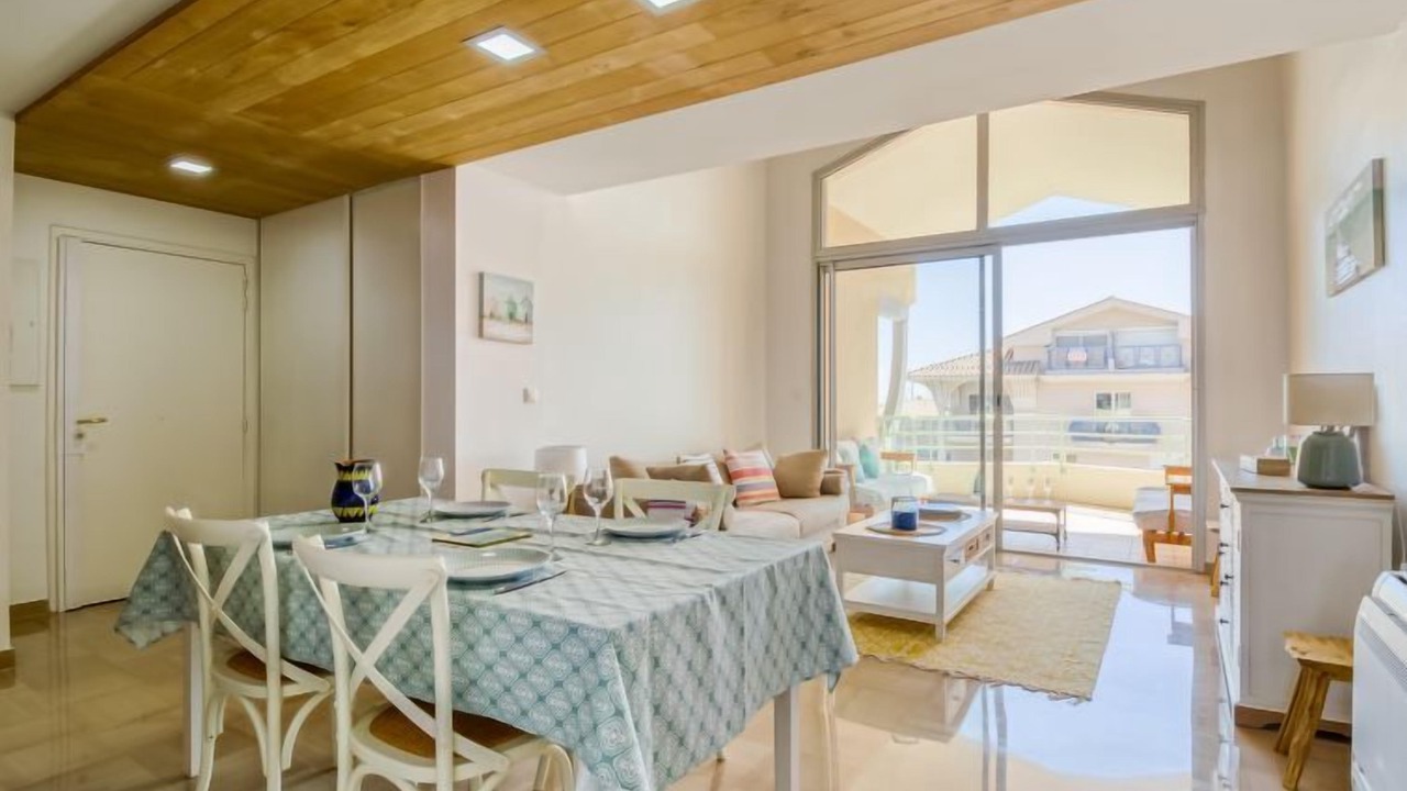 Photo of Livingroom in Frejus Port