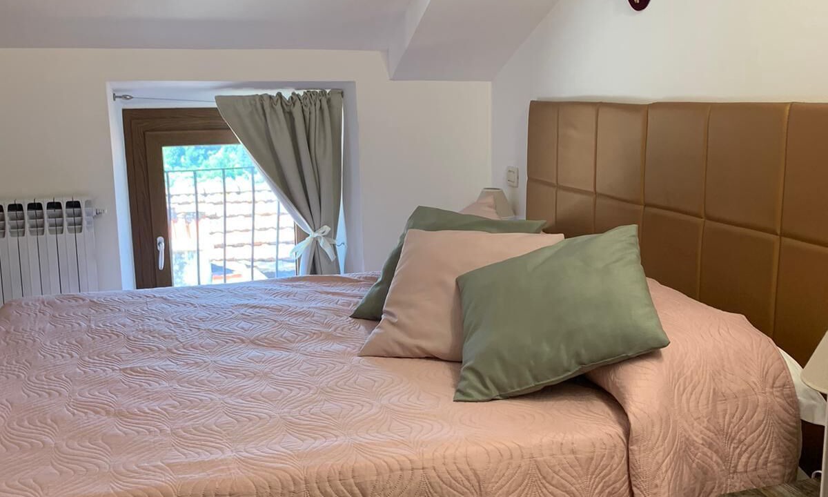 Photo of Bedroom in Caprigliola