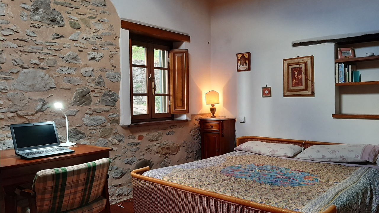 Photo of Bedroom in Montefegatesi