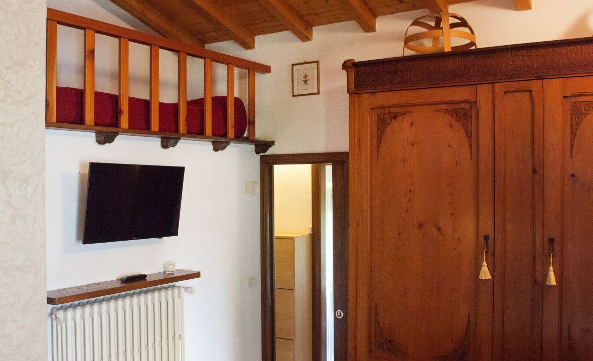 Photo of Bedroom in Montefegatesi