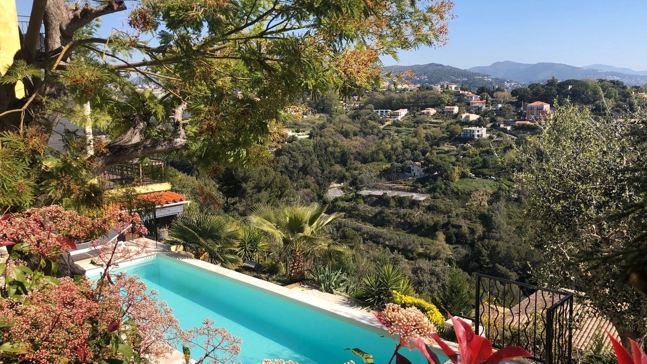 Photo of Outdoor in Saint Pierre de Feric