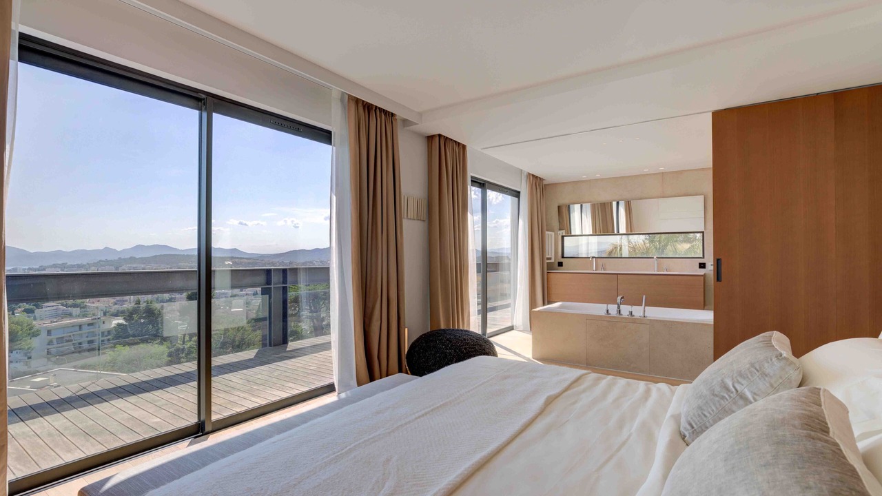 Photo of Bedroom in Le Cannet