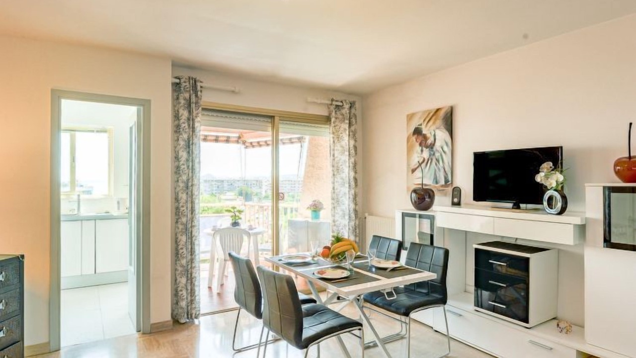 Photo of Livingroom in Cros-de-Cagnes