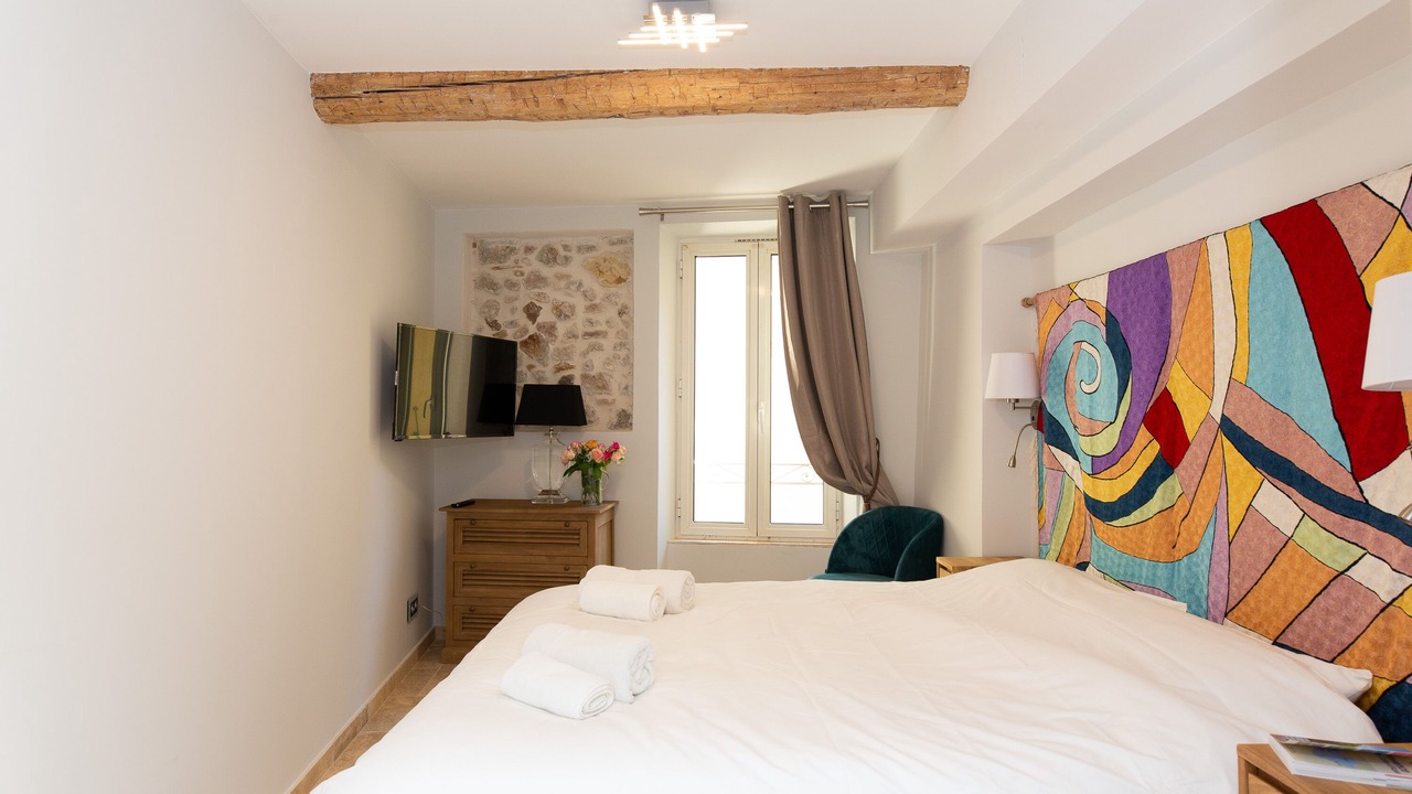 Photo of Bedroom in Antibes Old Town