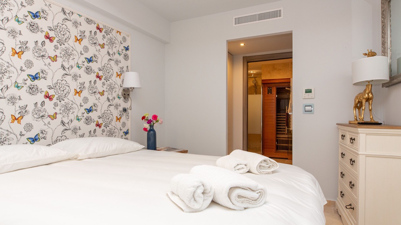 Photo of Bedroom in Antibes Old Town