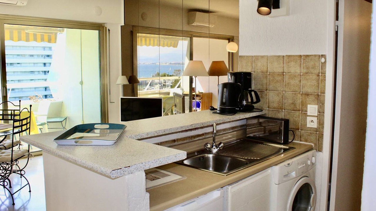 Photo of Kitchen in Villeneuve Loubet Beach