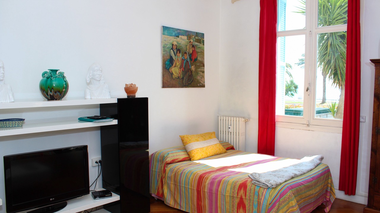 Photo of Bedroom in Nice City Centre