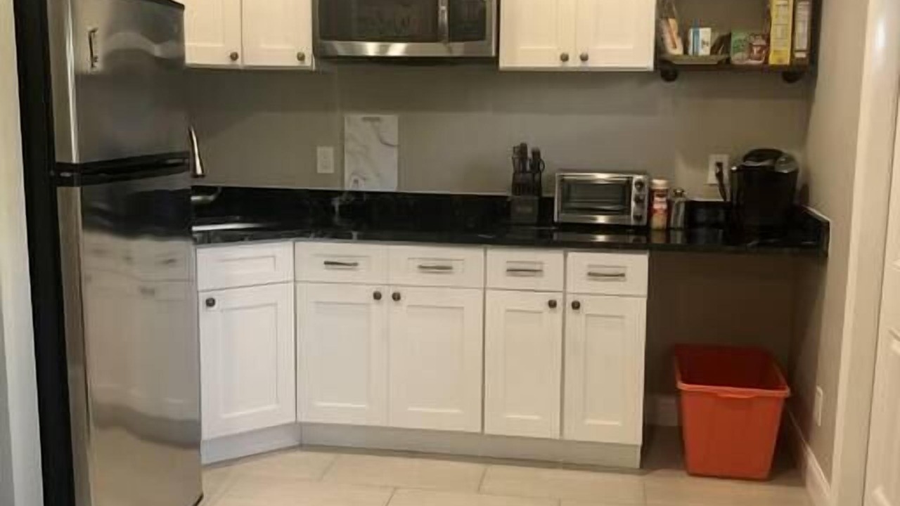 Photo of Kitchen in Azalea Park