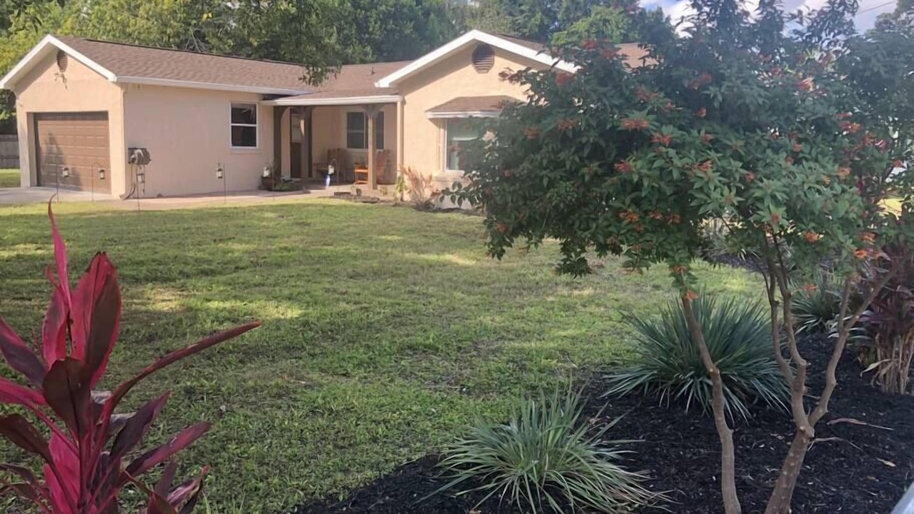 Photo of Outdoor in Azalea Park