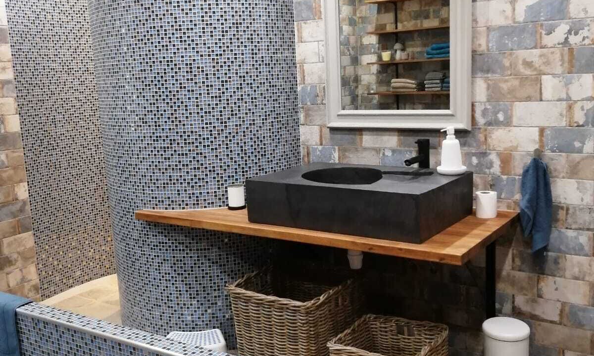 Photo of Bathroom in Mouans-Sartoux