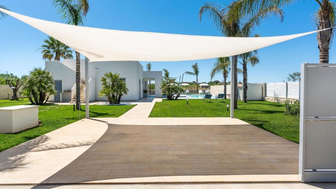 Photo of Patio Balcony in Reitani