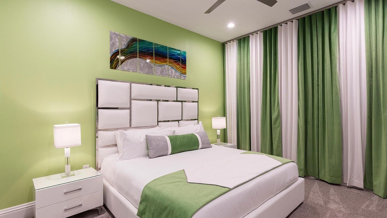 Photo of Bedroom in Bay Lake