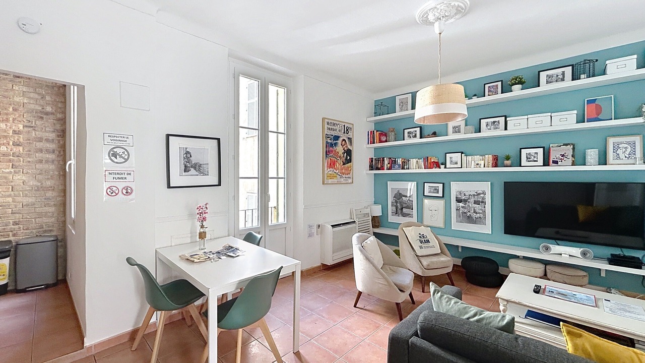 Photo of Livingroom in Cannes City Centre