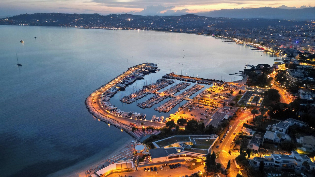 Photo of Others in Cannes City Centre