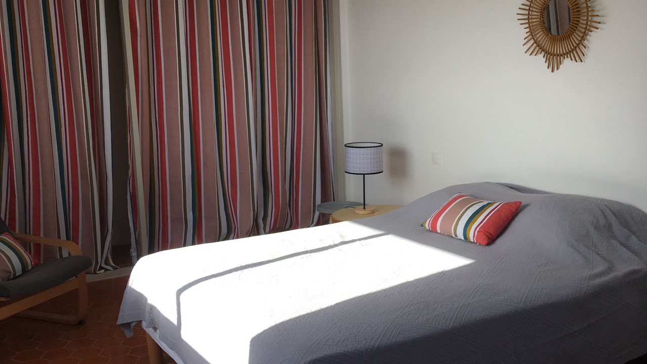Photo of Bedroom in Sainte-Maxime - Saint-Tropez