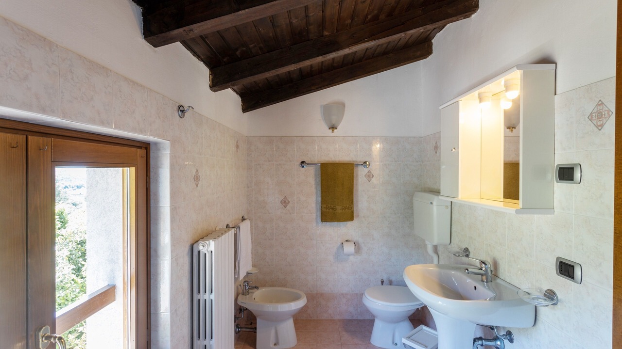 Photo of Bathroom in Tremosine